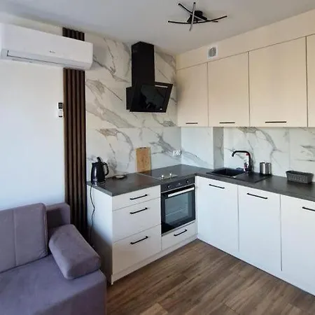 Apartment Comfortable For 4 People Near The
