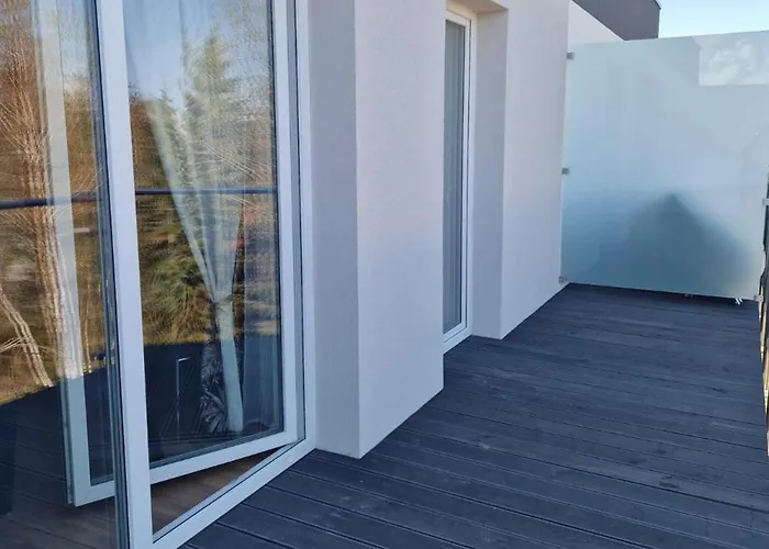 A Comfortable Close To The Seaside *